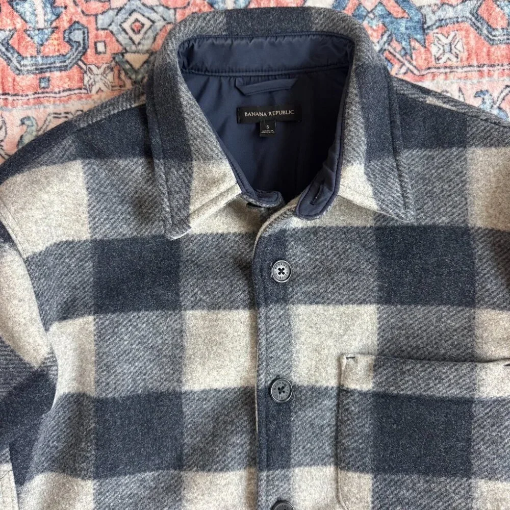 Banana Republic Men's Heritage Shirt Jacket Flannel - size Small